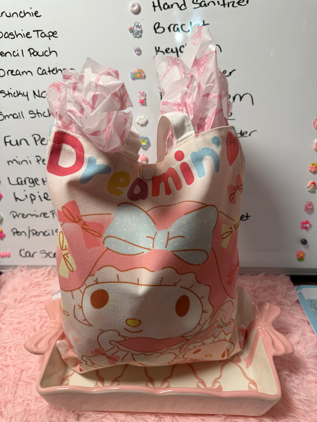 SURPRISE BAG in your fav character tote